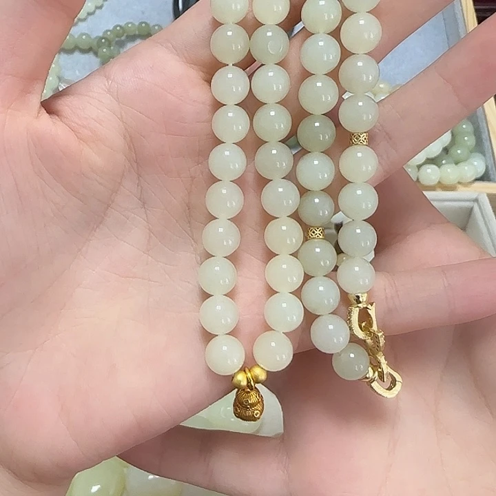 和田玉（糖玉）未镶嵌颈饰