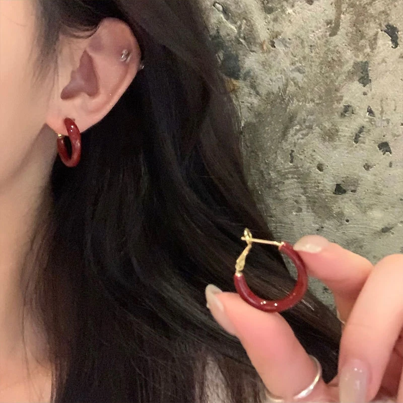黄铜珐琅耳饰 简约安可拉红滴油耳圈女复古时尚通勤百搭耳环耳饰