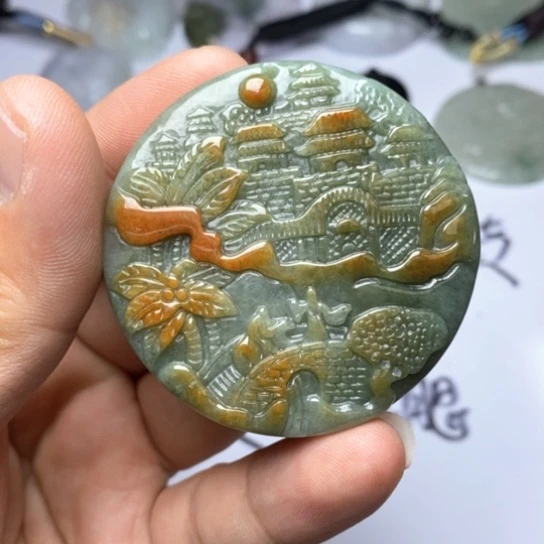 翡翠未镶嵌颈饰翡翠