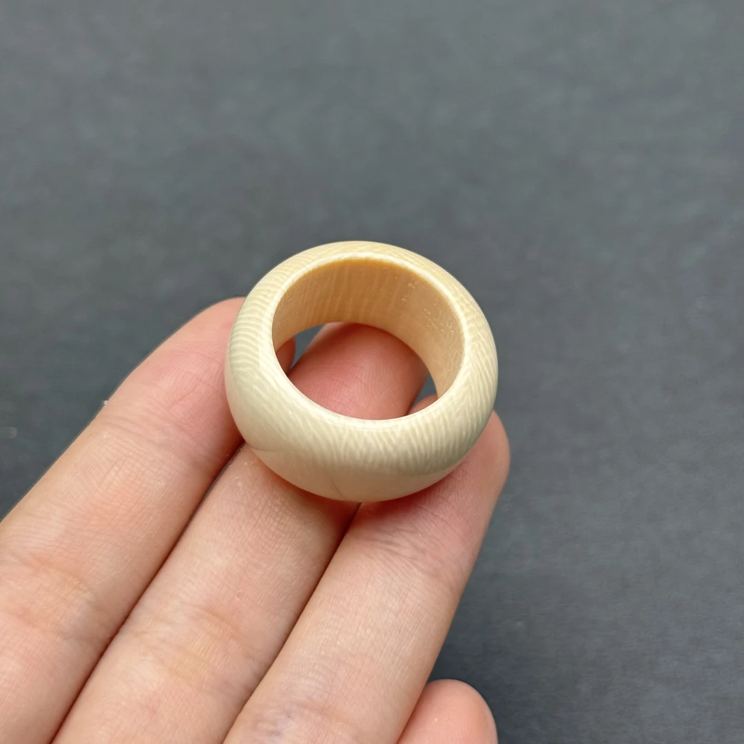 X7839天然猛犸牙 扳指 20.6*14.9mm支持鉴定 假一罚四