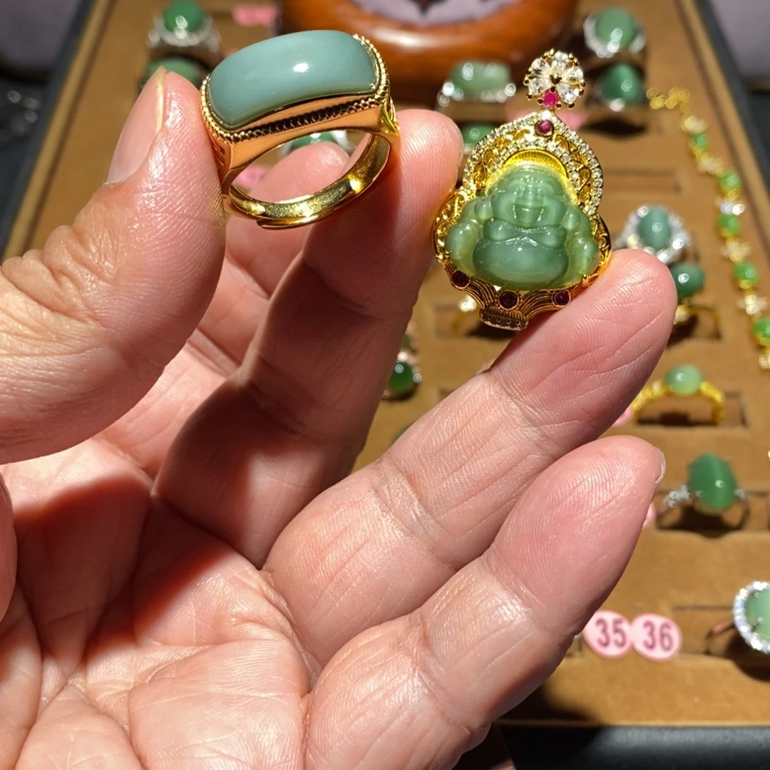 雁***飞和田玉未镶嵌戒指