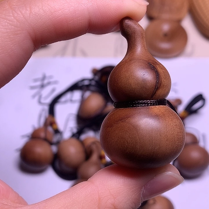 檀香木小葫芦瑕疵