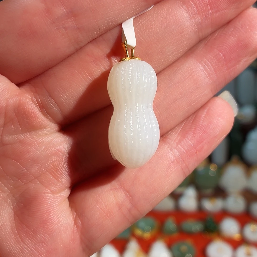 和田玉18K金镶嵌颈饰