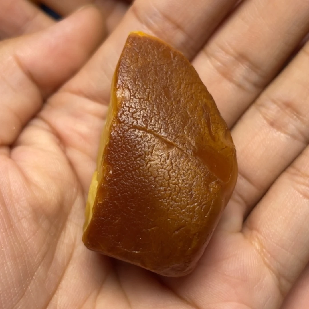 恒***素定制琥珀未镶嵌蜜蜡订制水滴吊坠