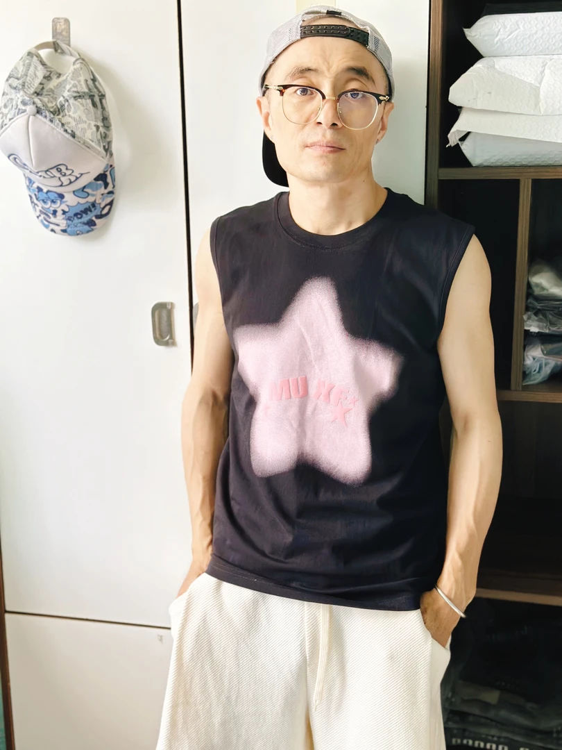 常规款印染印花修身型夏季背心无袖运动休闲风侘寂风潮流个性ins