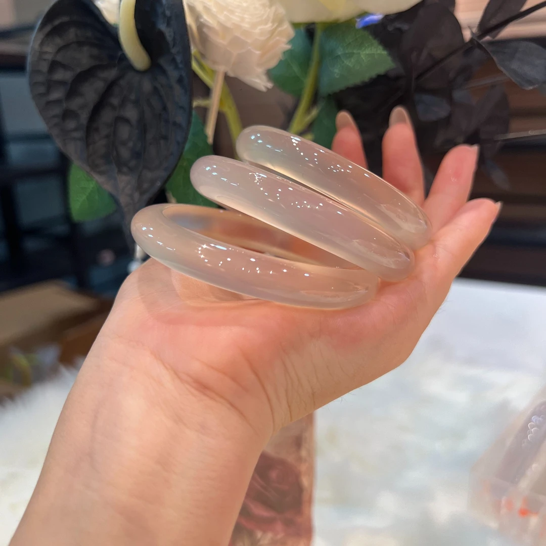 天然玛瑙玉髓 高冰透马料香槟金 正圈手镯（多样性发一）