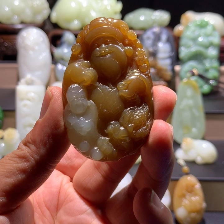 和田玉未镶嵌挂件