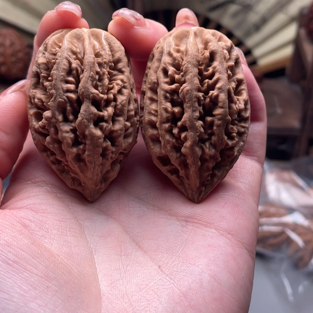 文玩核桃把件楸刀鱼102