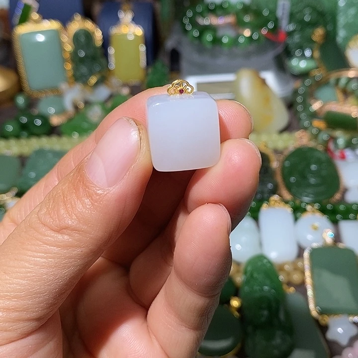 和田玉（白玉）18K金镶嵌吊坠(不含链)