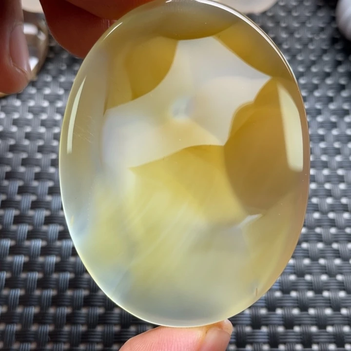 玛瑙/玉髓颈饰未镶嵌观*