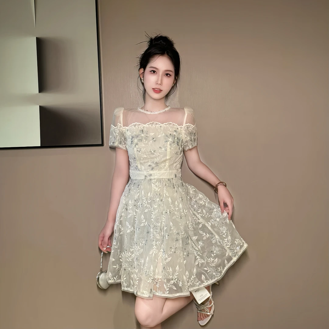 【时时原创】法式甜美初恋日常复古温柔少女感气质显瘦连衣裙11606
