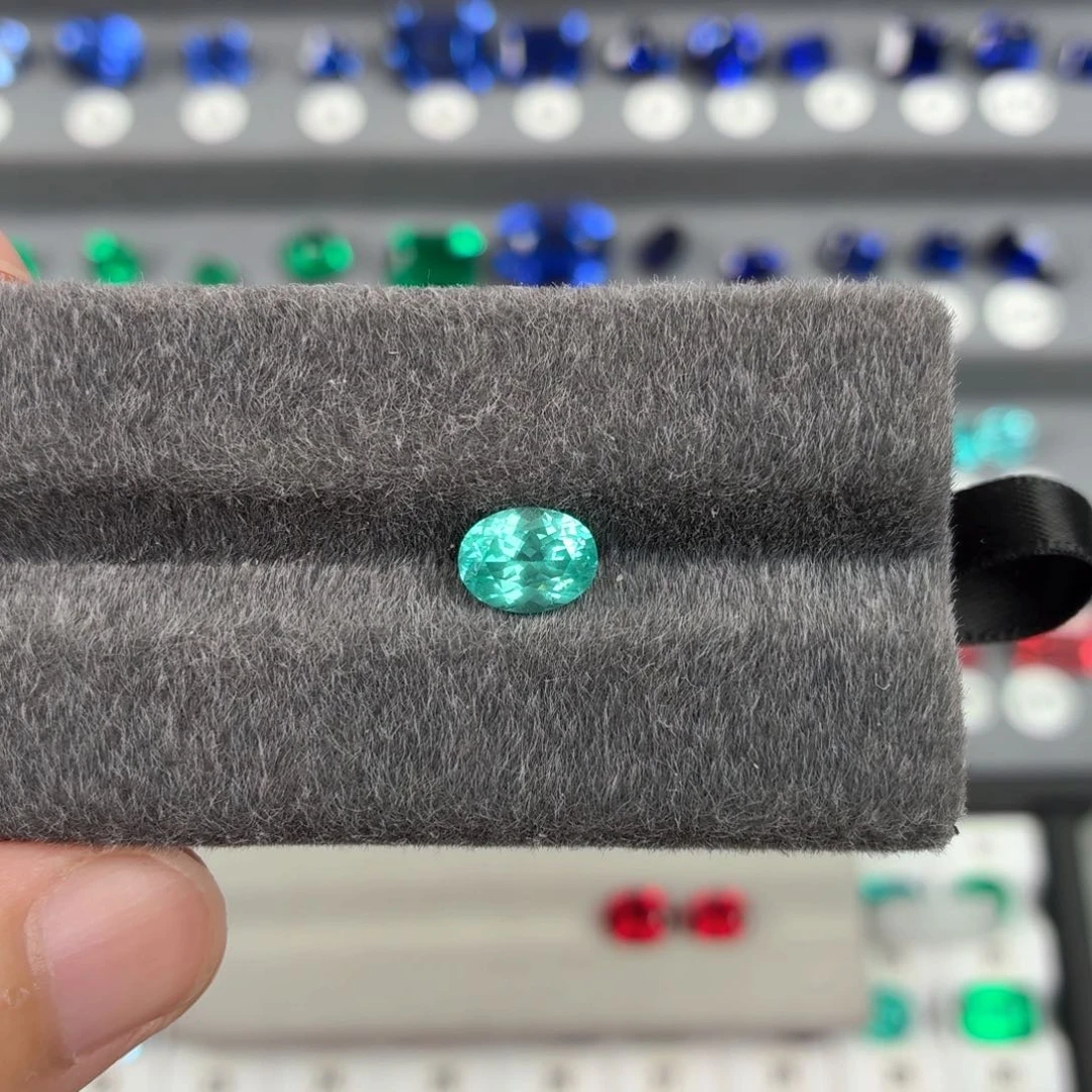 0***0合成（培育）石榴石裸石未镶嵌2.16ct