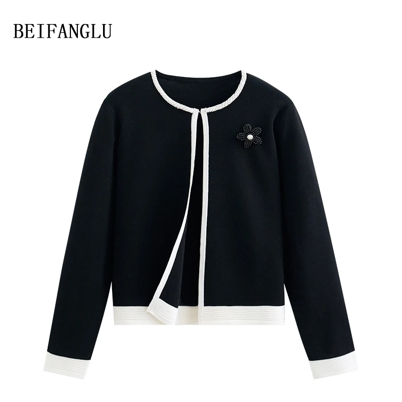 北方鹿 优雅小香风精纺羊毛花朵钉珠2025春气质针织开衫外套2883