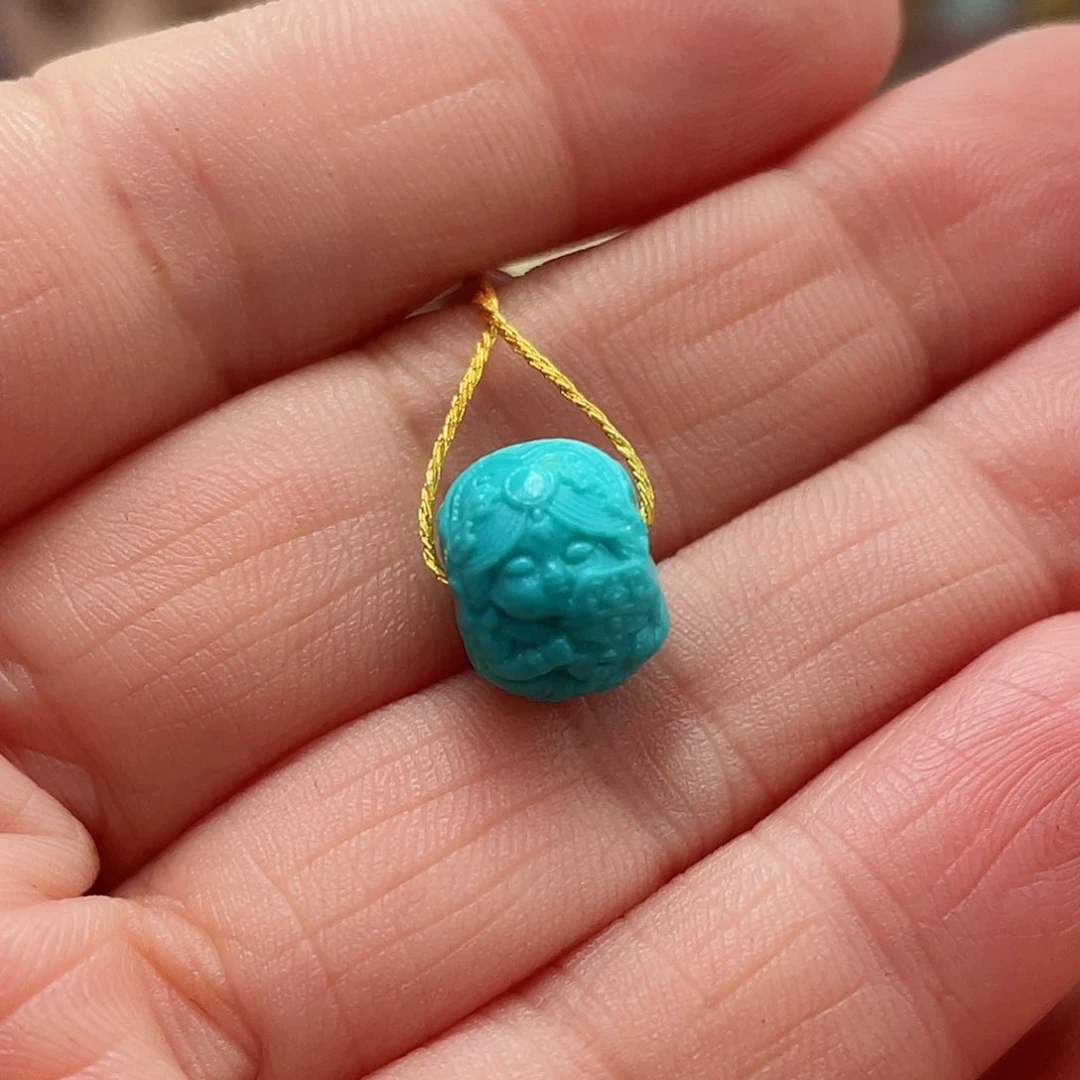 绿松石颈饰未镶嵌