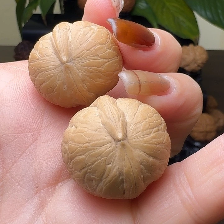 吊坠文玩核桃蛇皮球