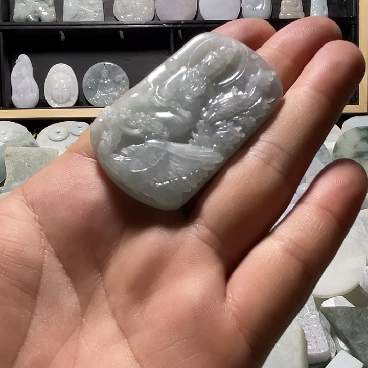 翡翠未镶嵌吊坠(不含链)翡翠牌子