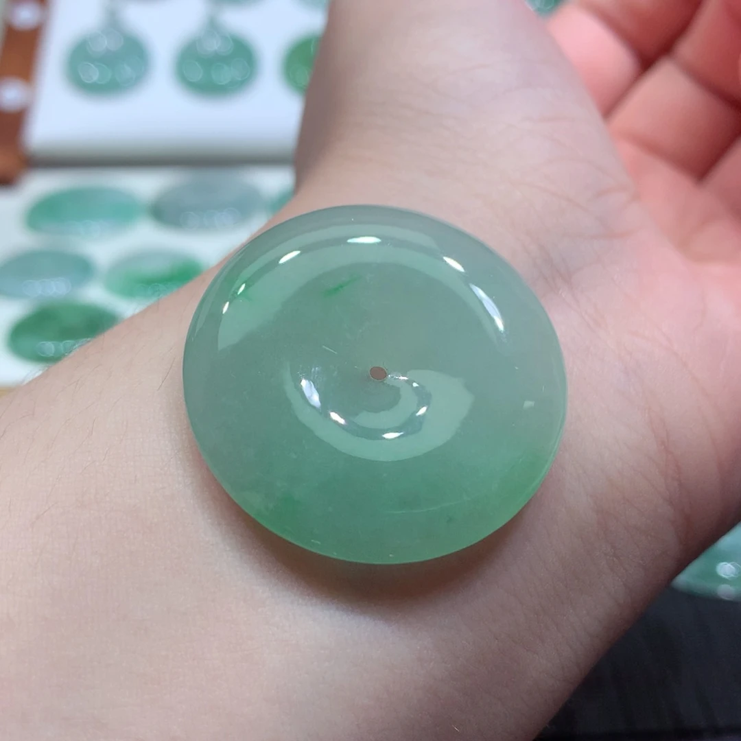 翡翠未镶嵌颈饰平安扣12