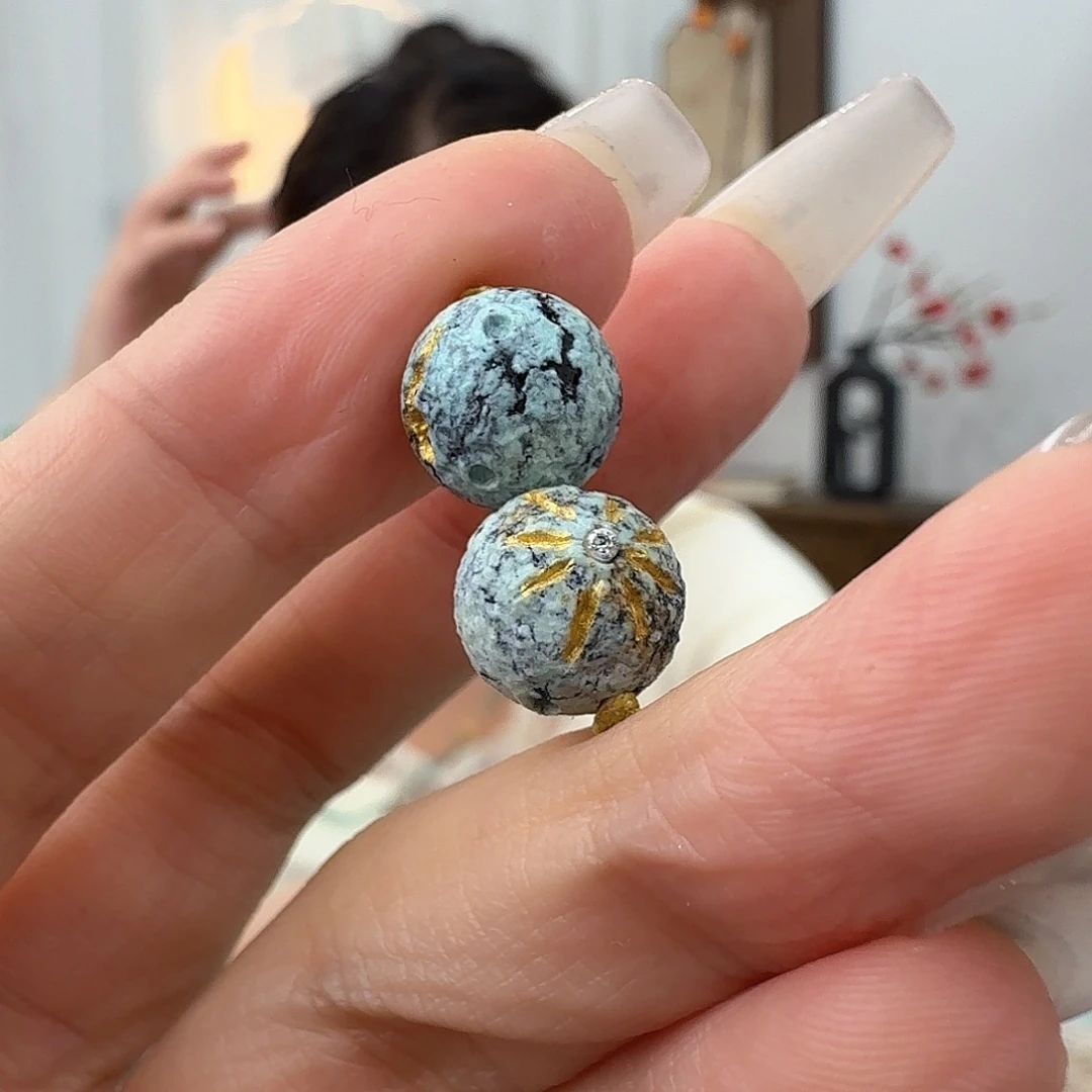 绿松石未镶嵌挂件