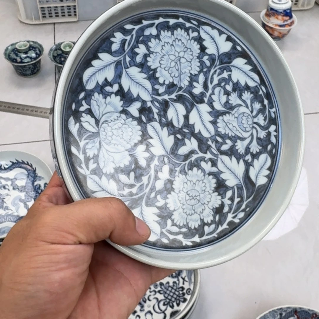 杯青花国色天香大壶承