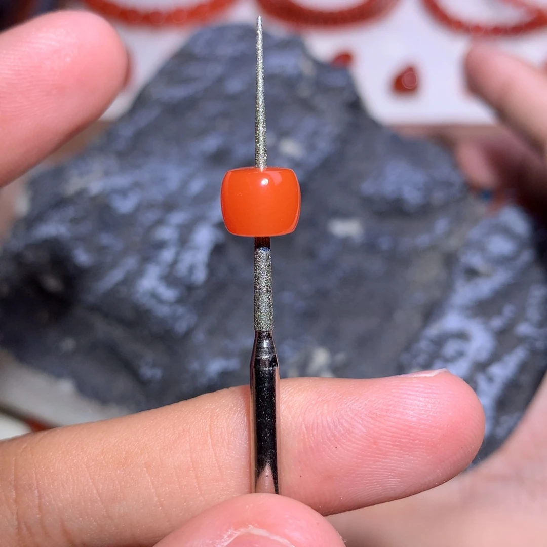 南红玛瑙未镶嵌直切7.6×6.5