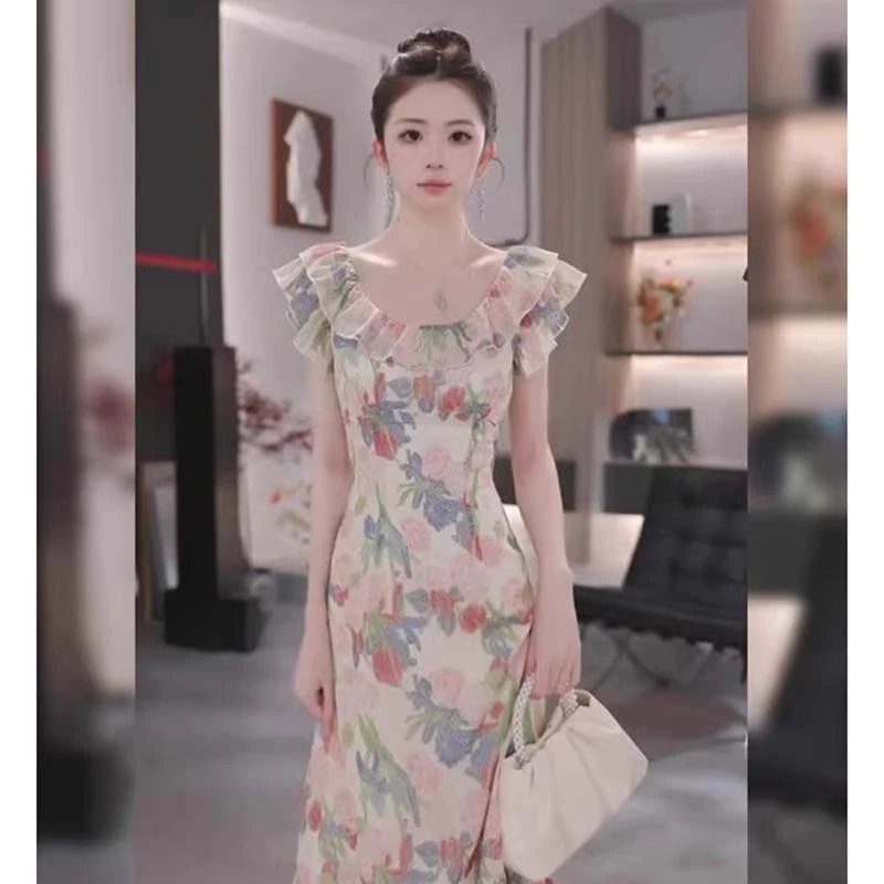 2025新款夏季法式温柔长裙气质浪漫甜美显瘦收腰碎花连衣裙D2018