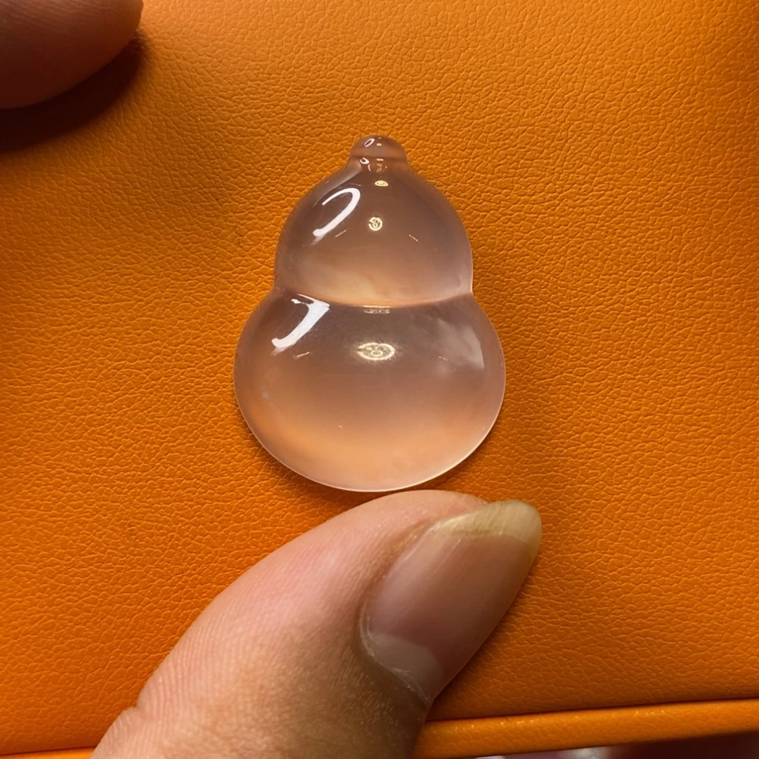 石英质玉未镶嵌吊坠