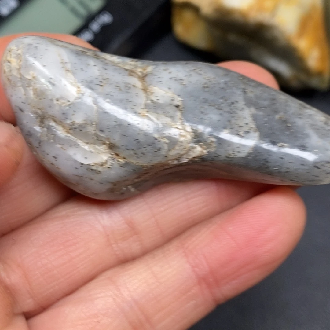 和田玉未镶嵌珠宝奇石