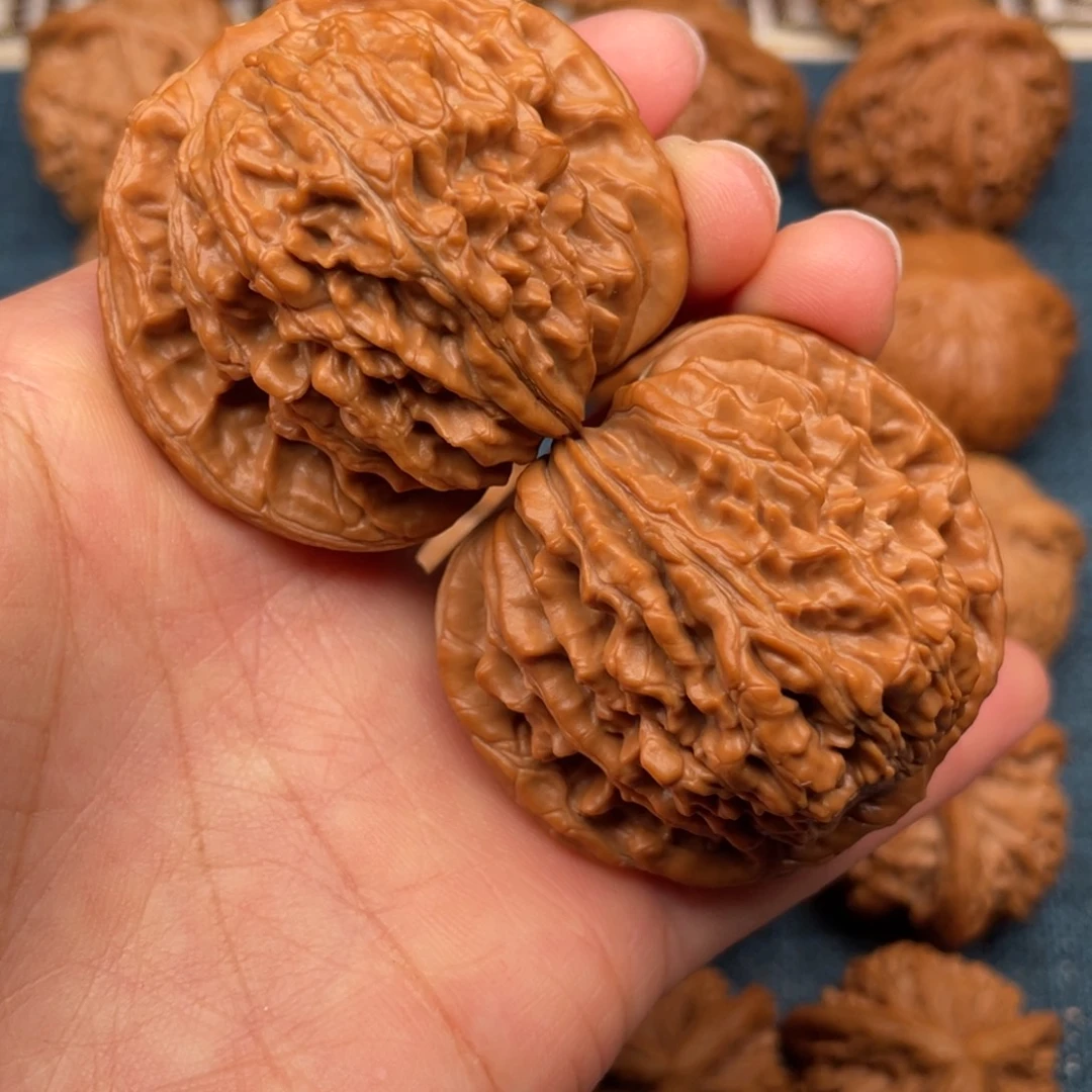 文玩核桃把件47全品平谷楼