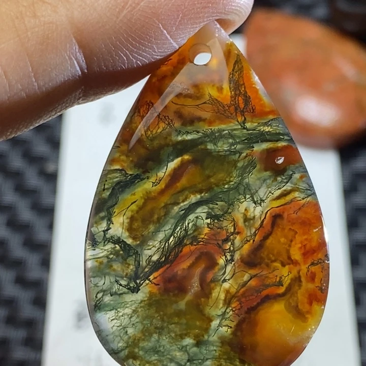 玛瑙/玉髓颈饰未镶嵌医***店