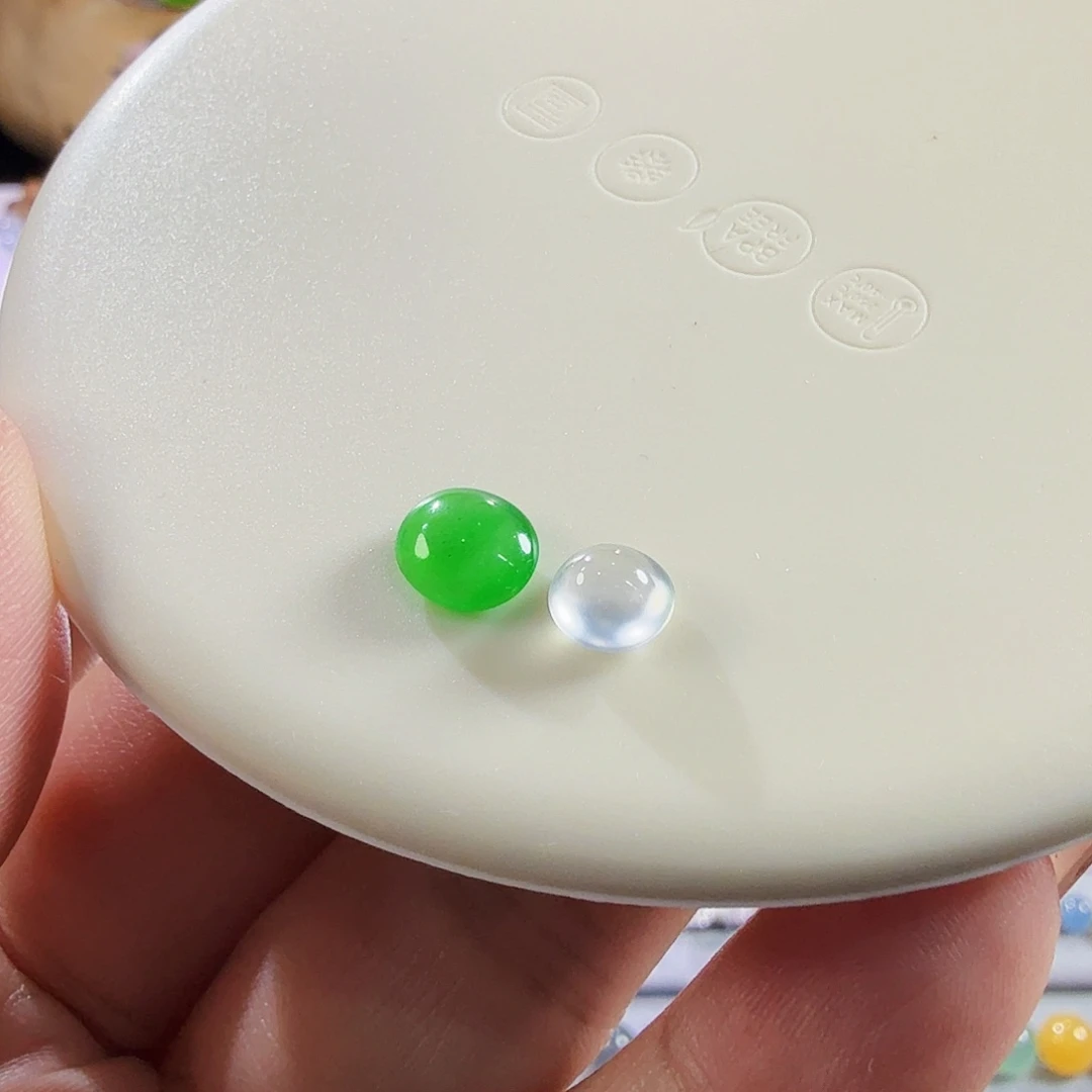 翡翠未镶嵌颈饰力力力力力力 推