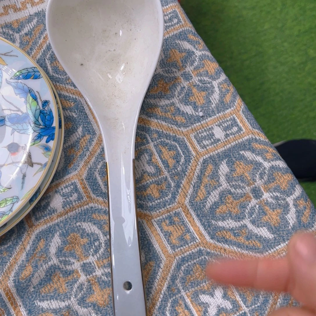 瓷片渐变大勺一个微瑕