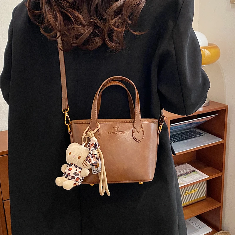 新款时尚轻奢百搭潮流女士单肩斜挎包1165棕色