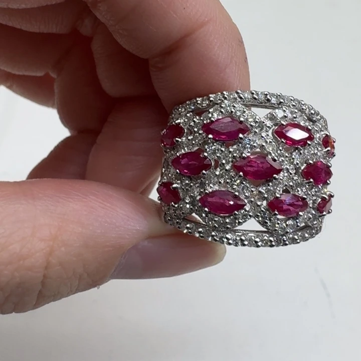 未镶嵌红宝石戒指