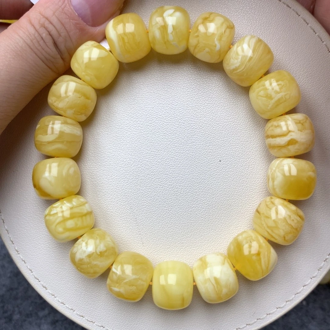 琥珀未镶嵌珠宝奇石14