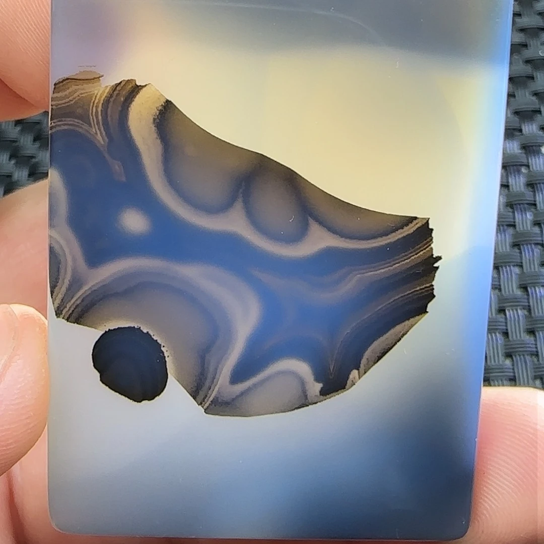 玛瑙/玉髓颈饰未镶嵌马****腾