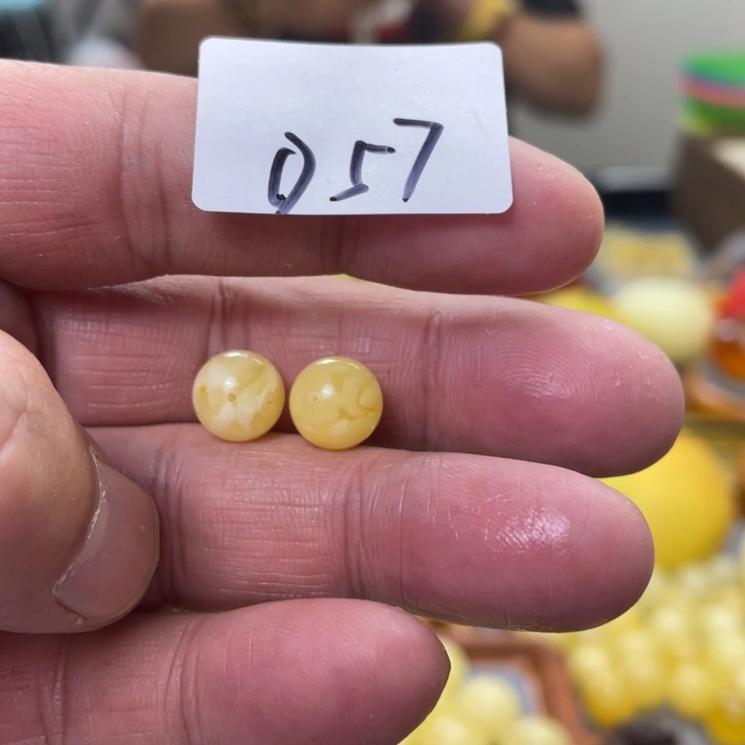 手链琥珀未镶嵌多样性发，发其中一件