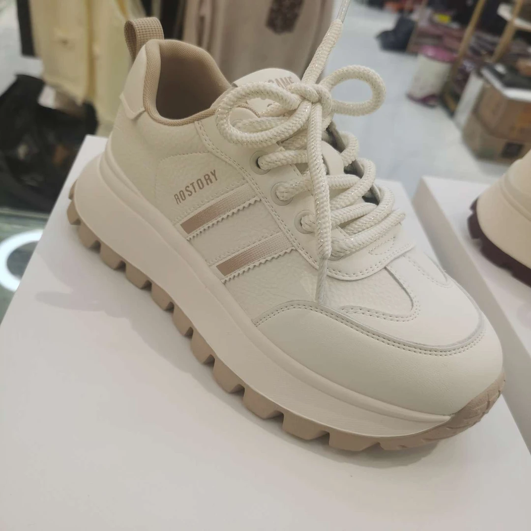 8630 高档皮质大气气质款板鞋