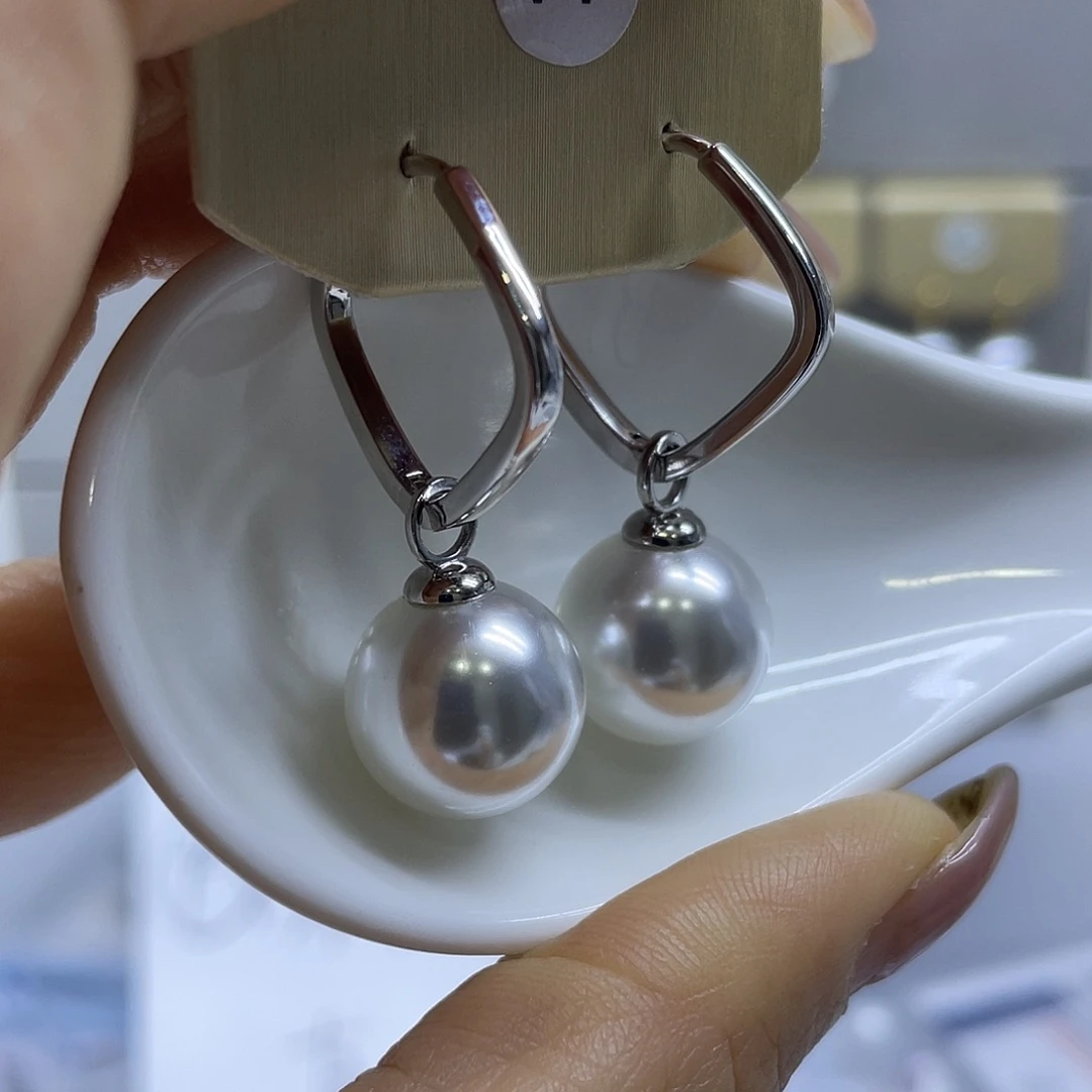 耳饰未镶嵌淡水珍珠