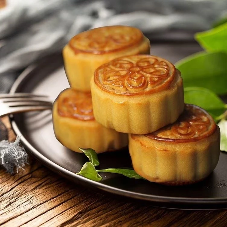 荣诚月饼豆沙/牛奶香蕉月饼45gx10个保质期至2025年12月9日