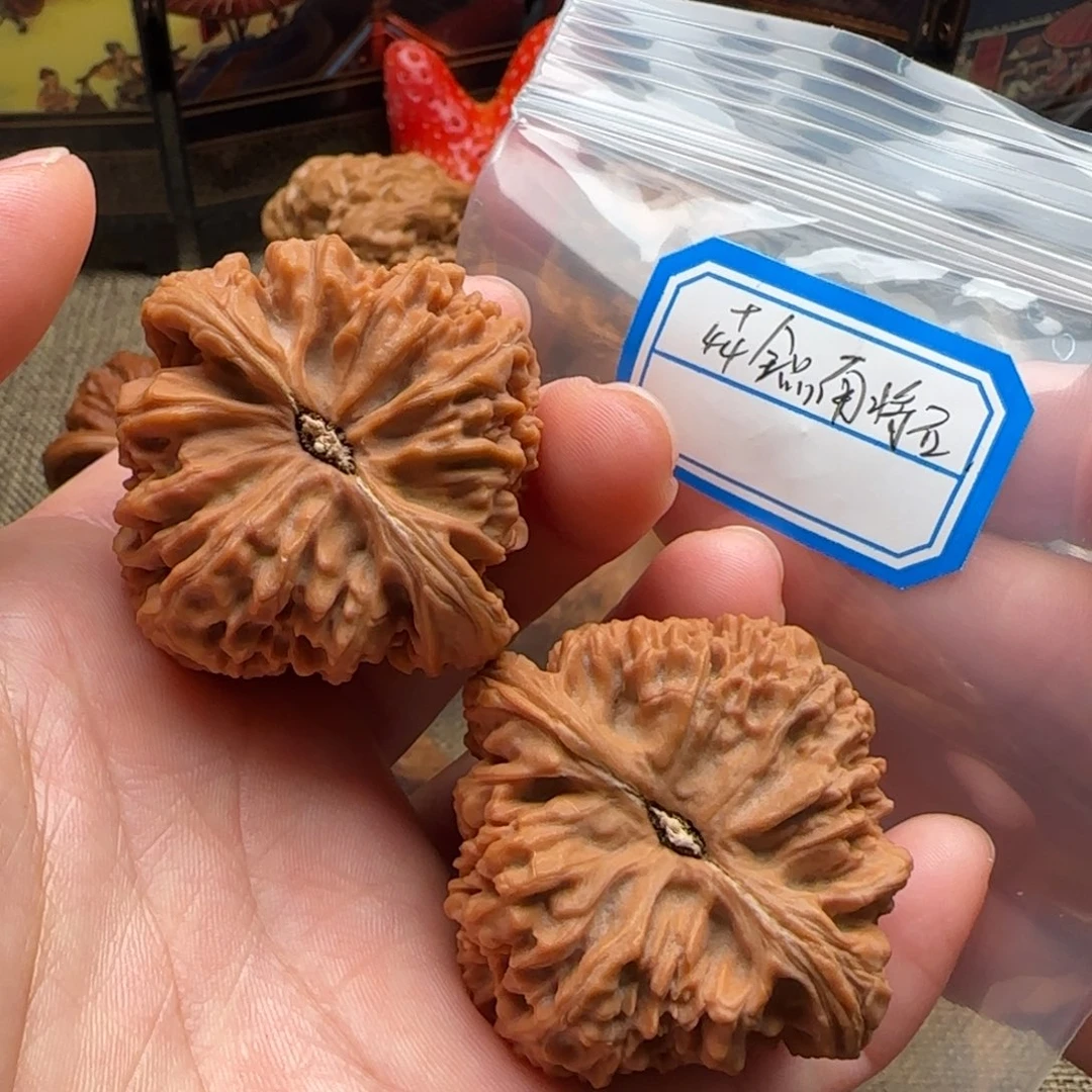 文玩核桃把件发发发