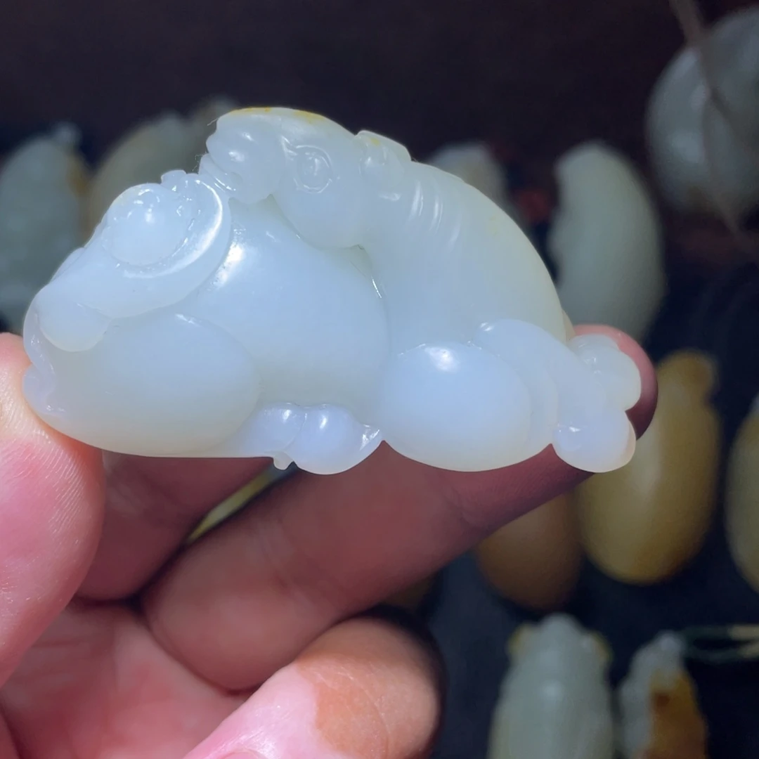 和田玉（糖玉）未镶嵌颈饰可***以