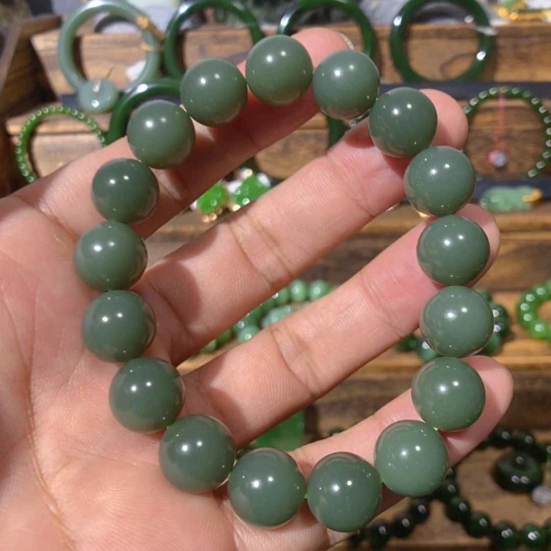 【闪购商品】吊坠(不含链)未镶嵌和田玉阿富汗鸭蛋青手串 12