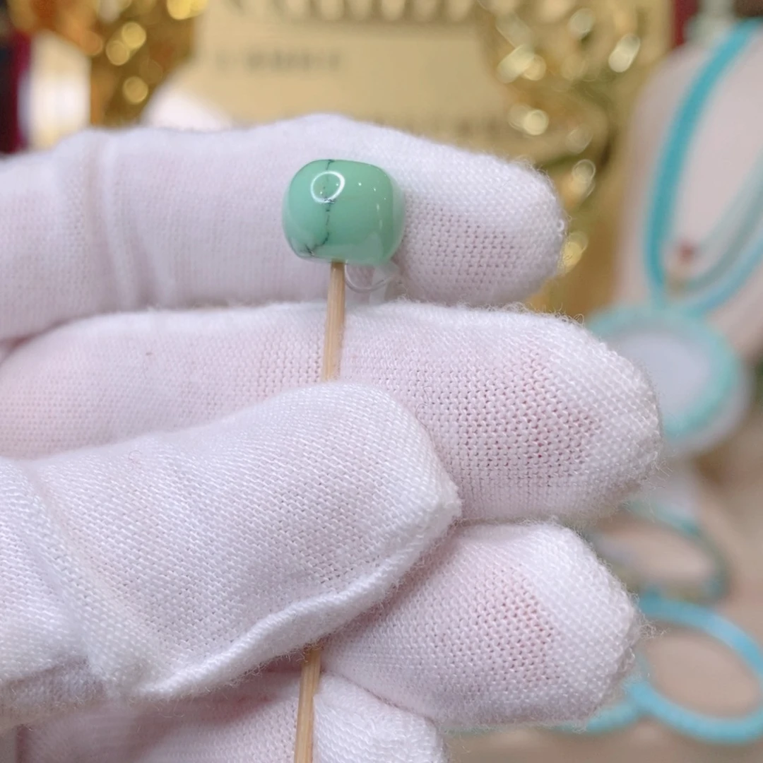 绿松石珠子未镶嵌