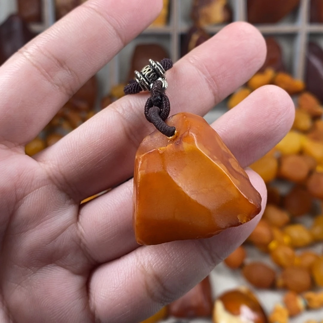 琥珀未镶嵌珠宝奇石