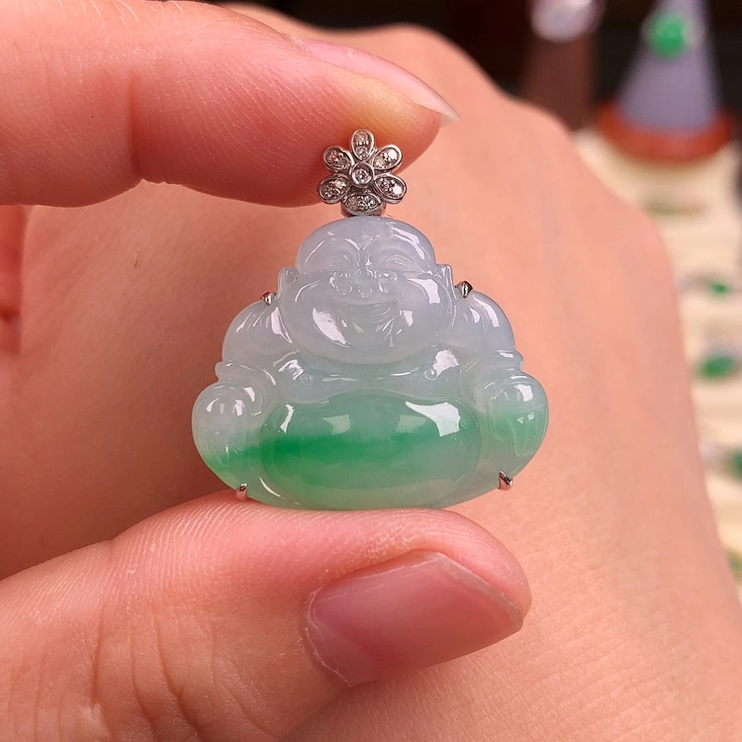 翡翠18K金镶嵌颈饰缅料
