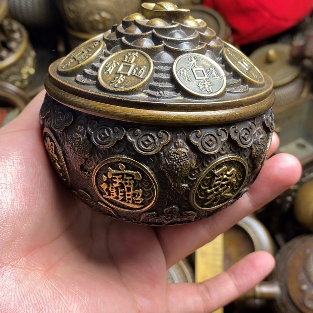 精美铜器做工精良