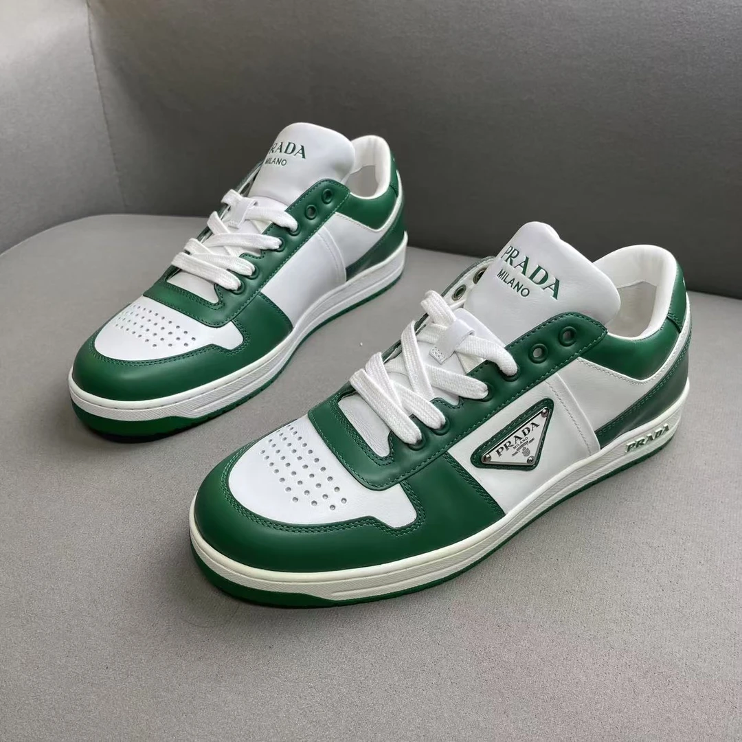 未使用 Prada/普拉达 白绿皮革时尚百搭潮流三角标低帮板鞋 39码