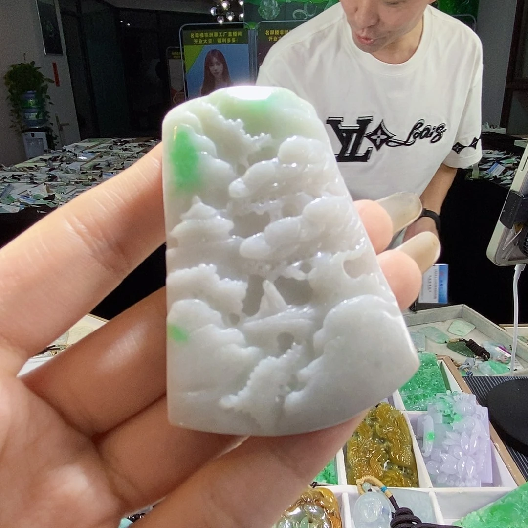 颈饰未镶嵌翡翠翡翠