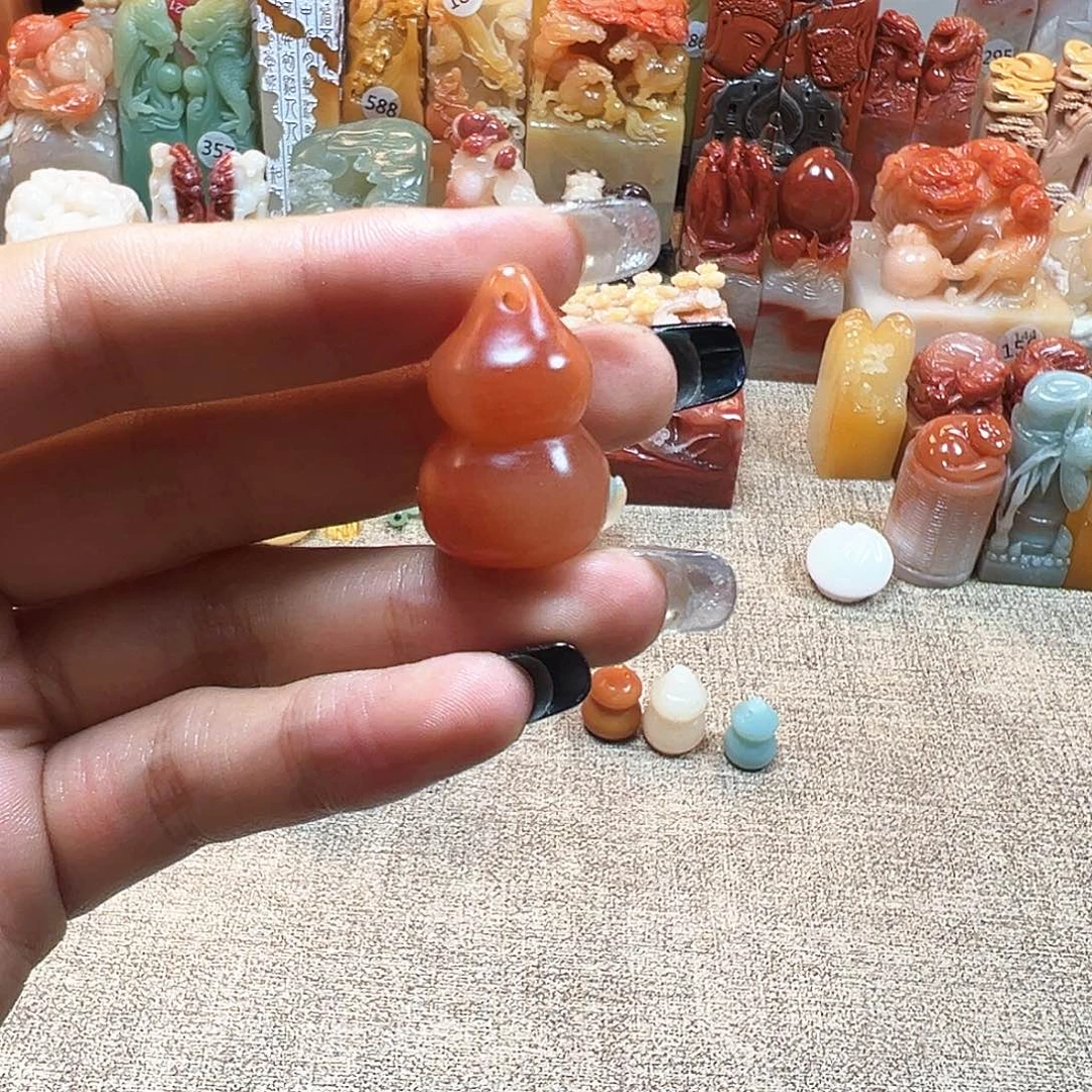 蔚***海寿山石印石寿山石雕刻