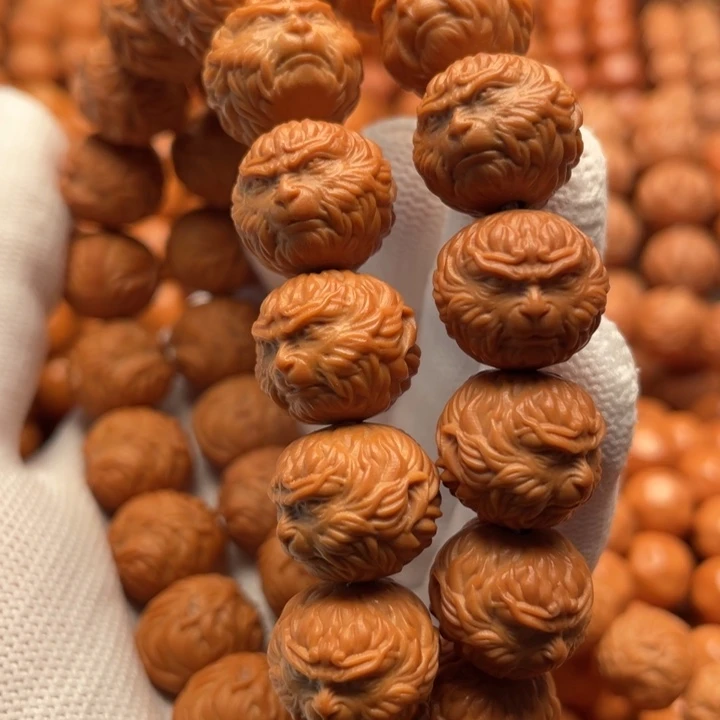 猴头核桃吊坠时**人斗战胜佛